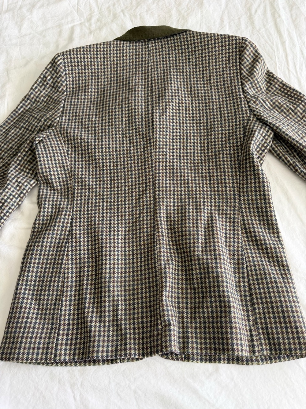 Vintage Pendleton Tweed Houndstooth Blazer with Olive Green Collar - 100% Wool - Picture 10 of 11